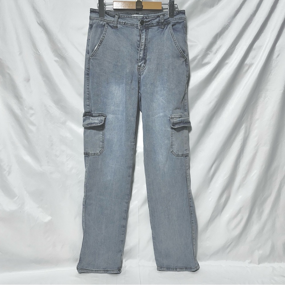 Grace & Lace Loose-Fitting Faded Denim Jeans sz 4
